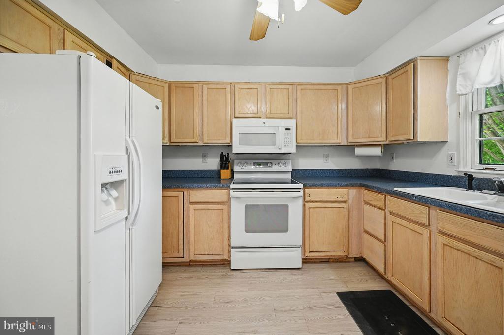 403 S 11TH STREET