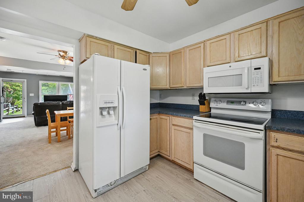 403 S 11TH STREET