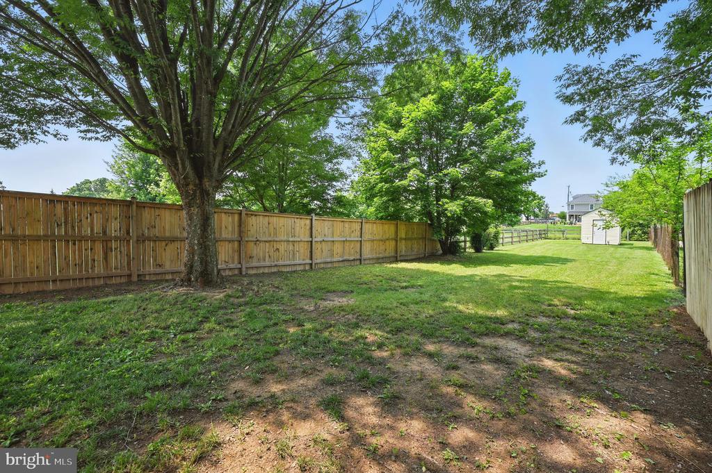 403 S 11TH STREET