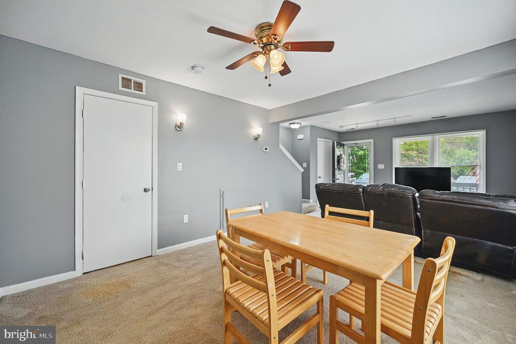 403 S 11TH STREET