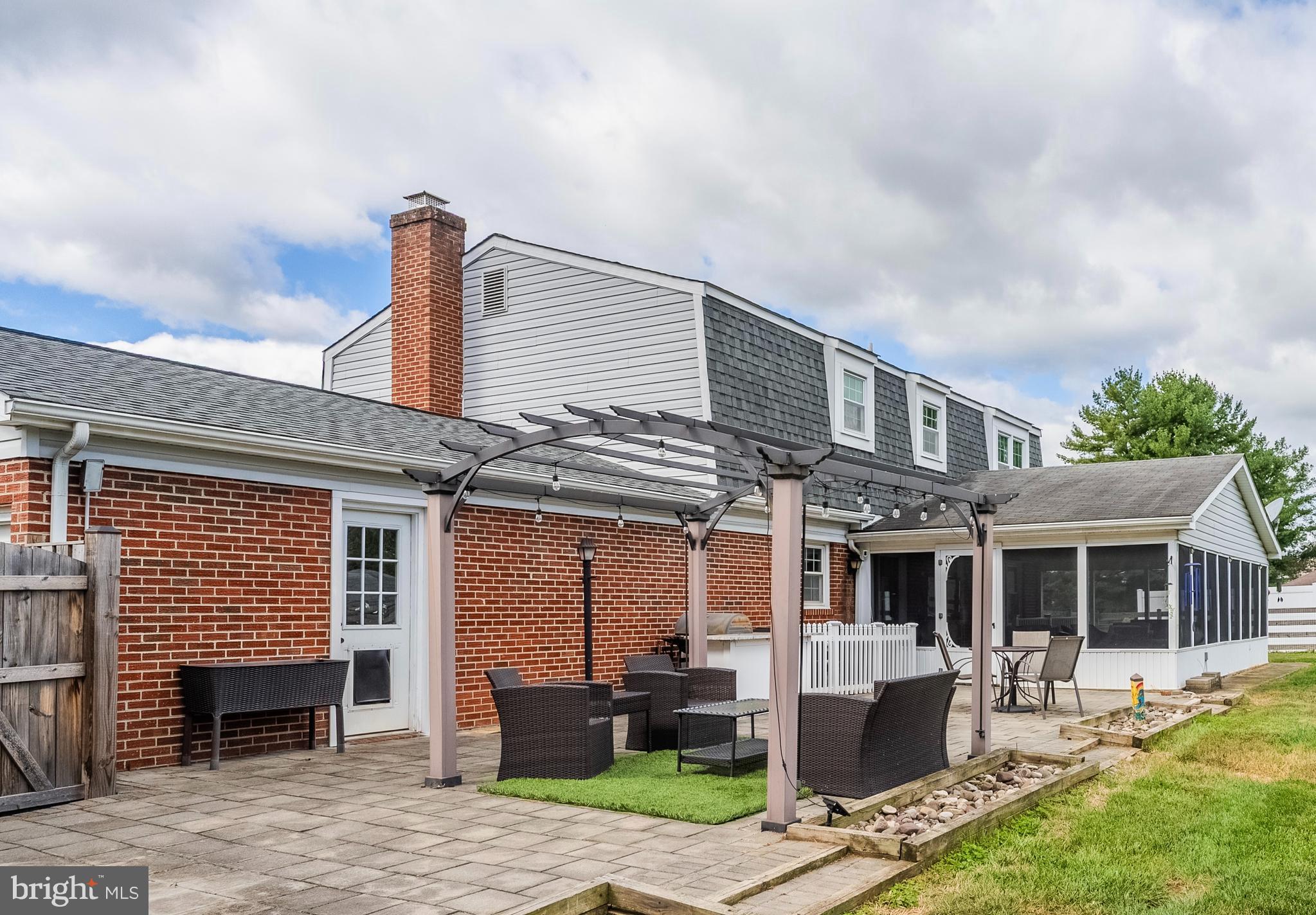 17412 MADISON AVENUE