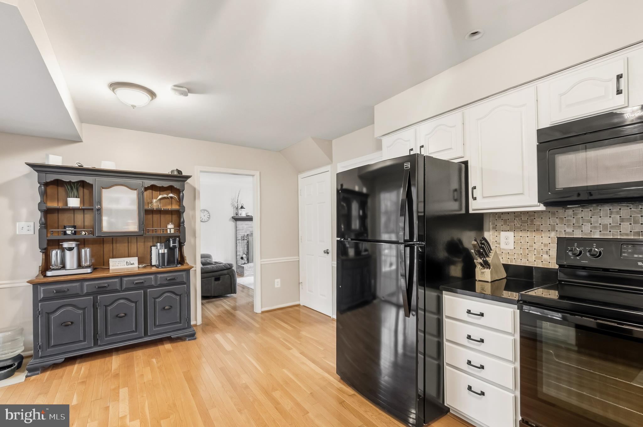 17412 MADISON AVENUE