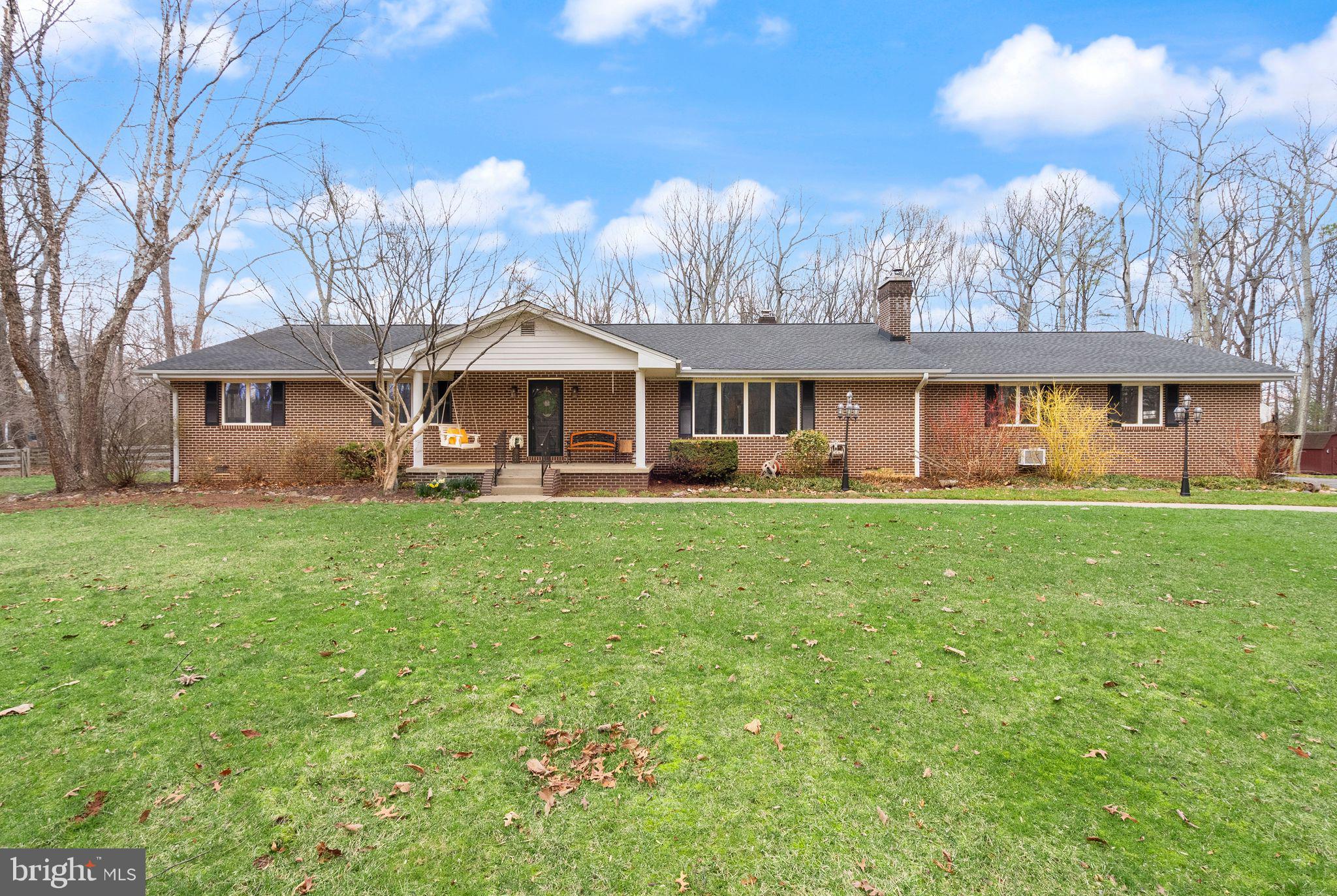 40886 LEWIS COURT