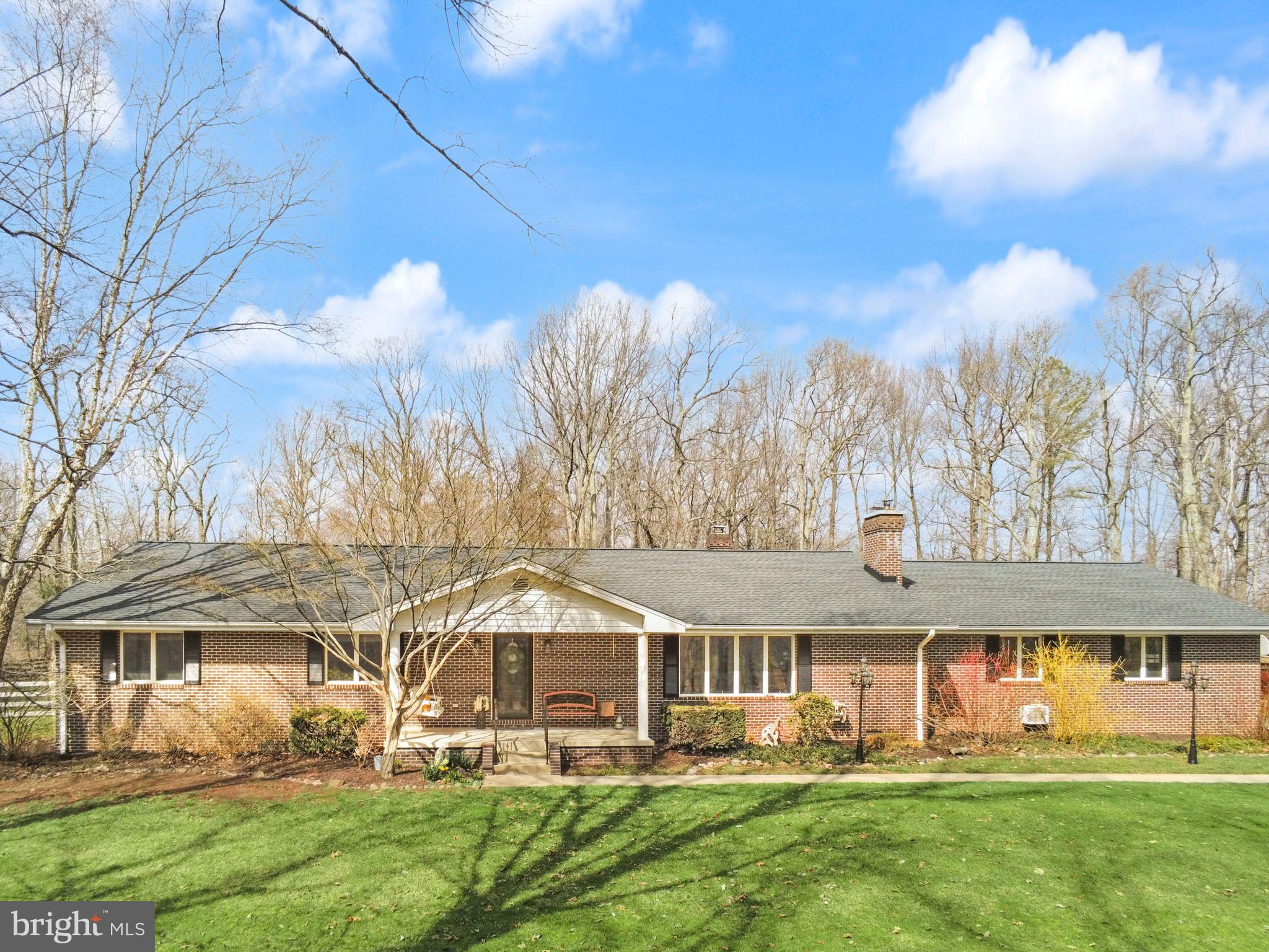 40886 LEWIS COURT