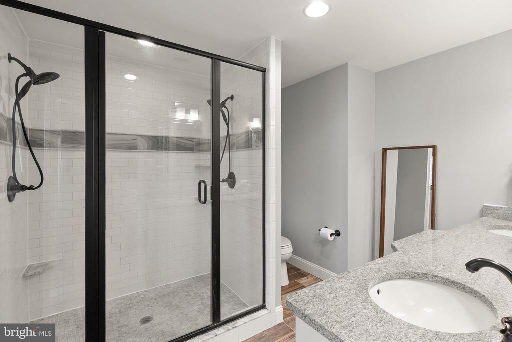40886 LEWIS COURT