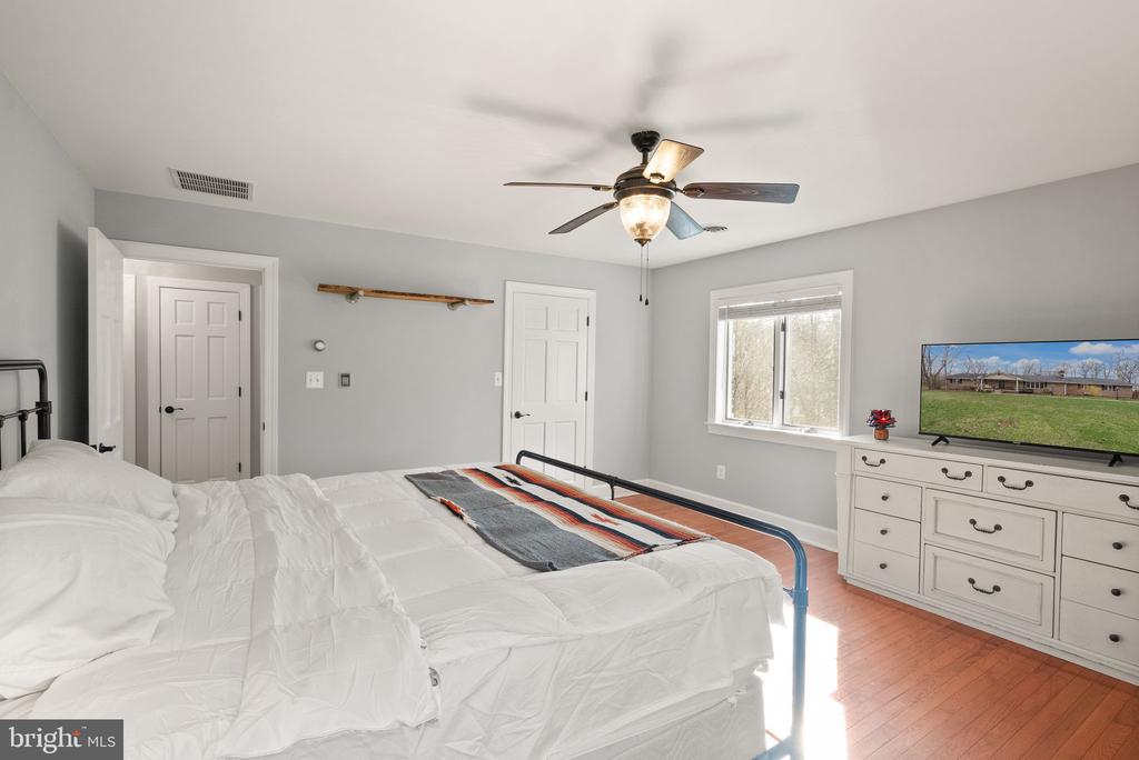 40886 LEWIS COURT