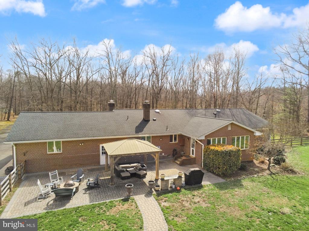 40886 LEWIS COURT