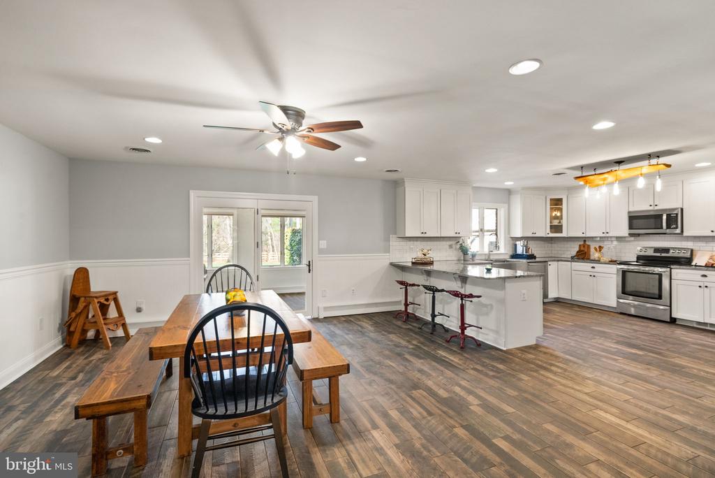 40886 LEWIS COURT