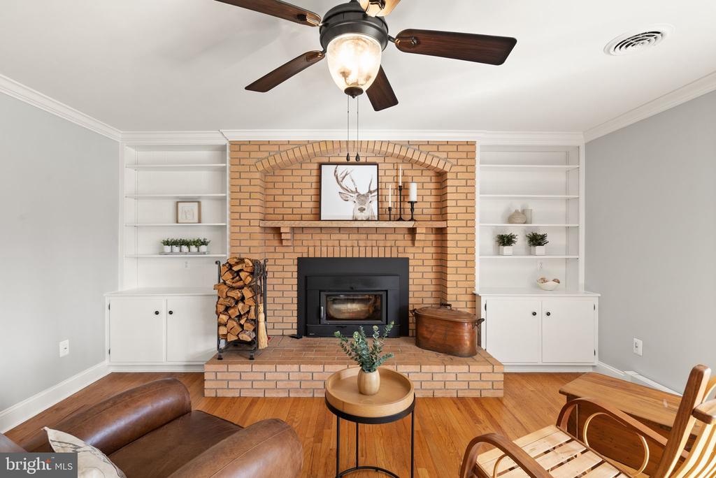 40886 LEWIS COURT