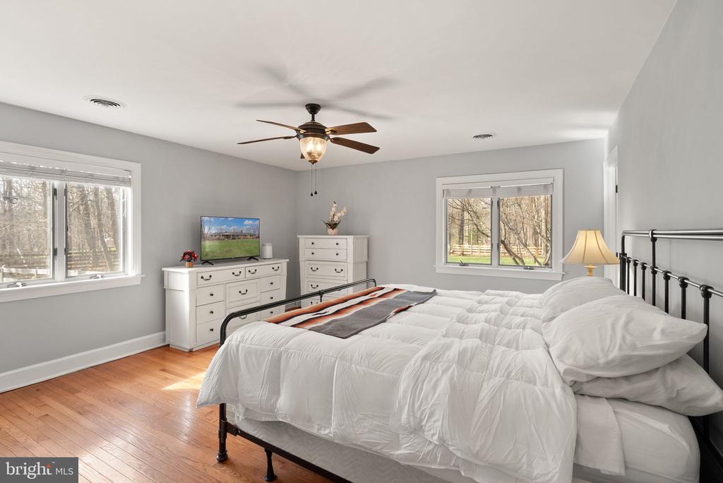 40886 LEWIS COURT