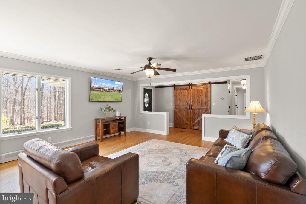 40886 LEWIS COURT