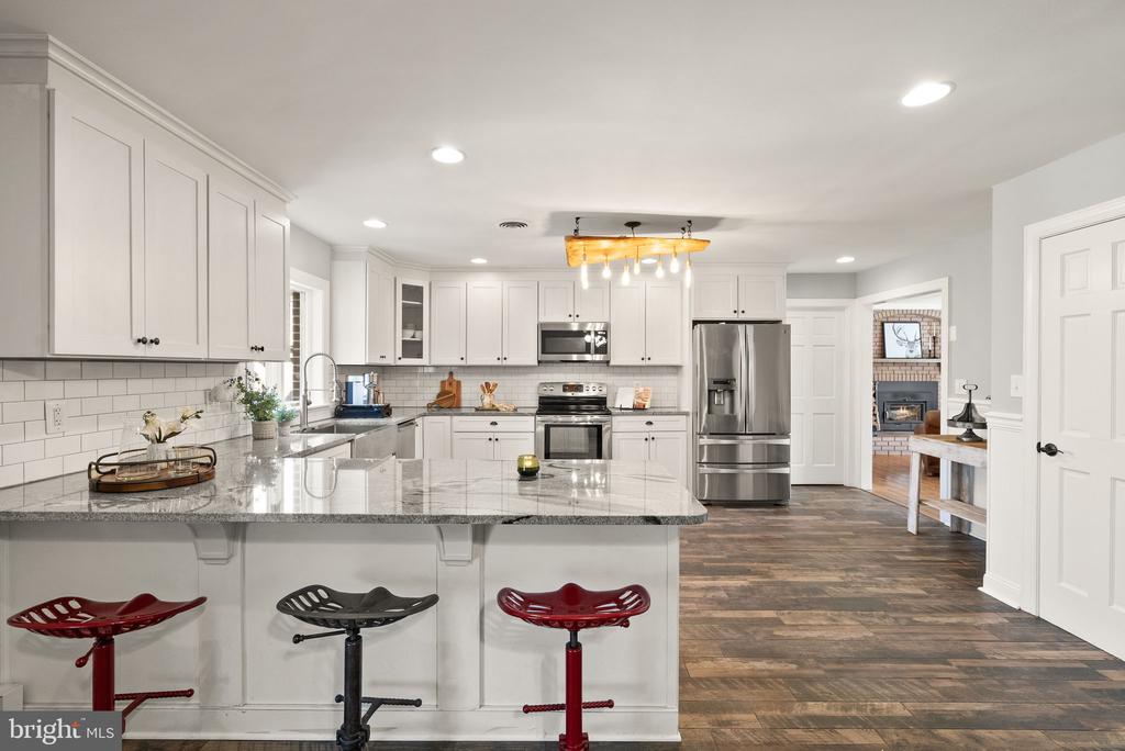 40886 LEWIS COURT