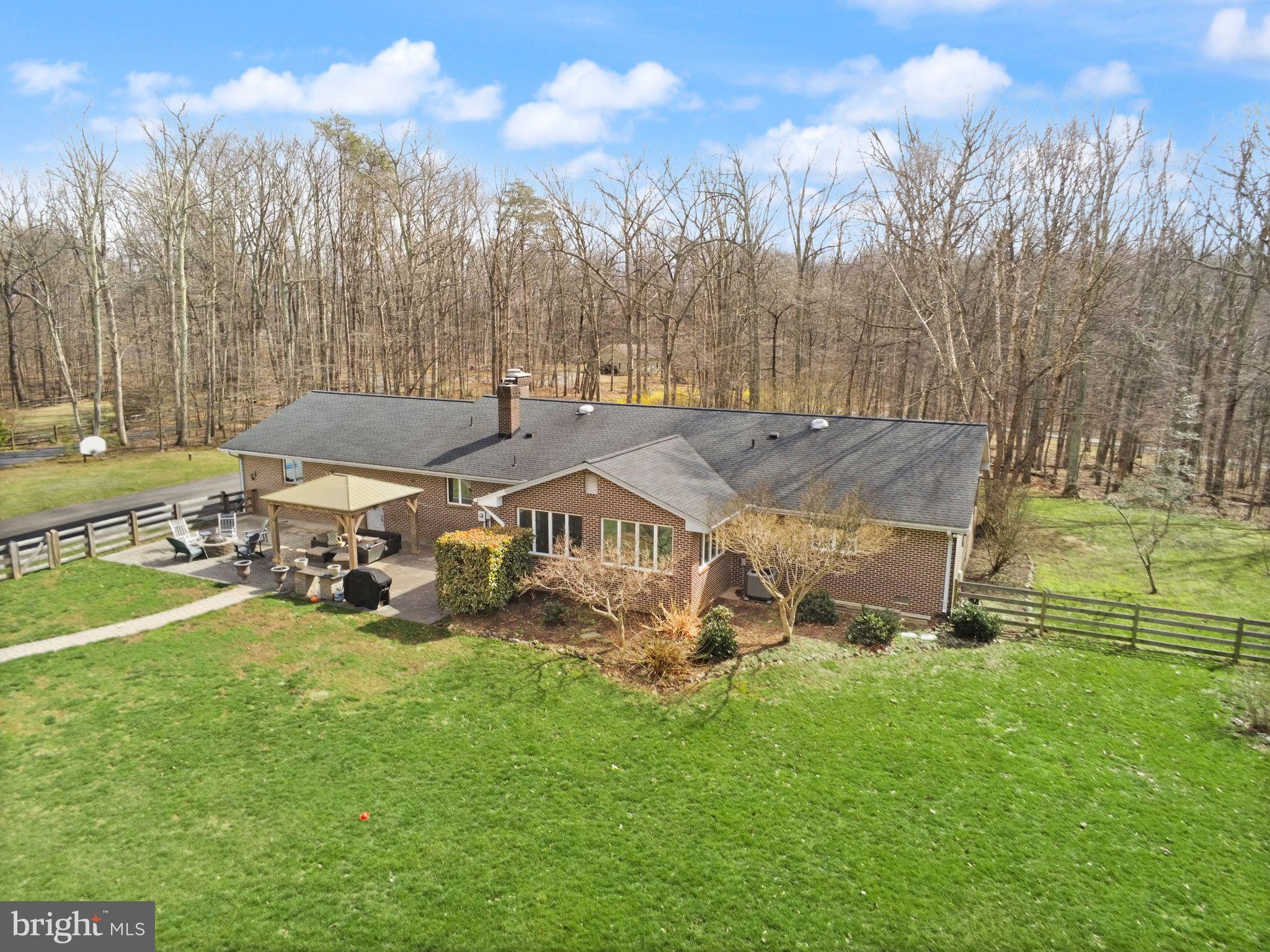 40886 LEWIS COURT
