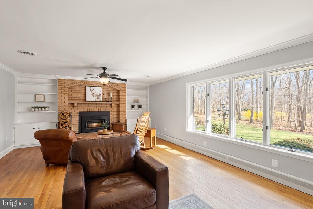 40886 LEWIS COURT