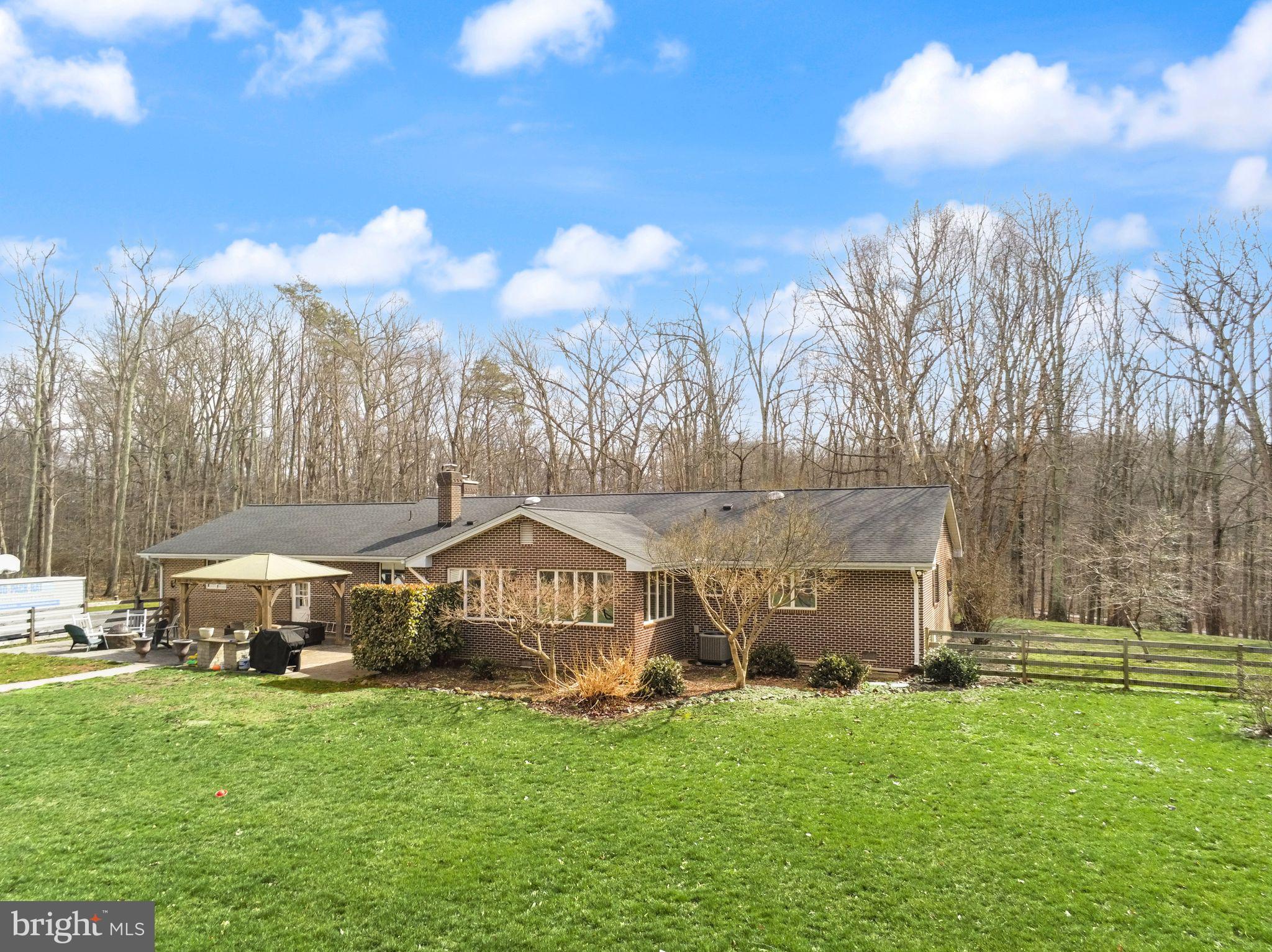 40886 LEWIS COURT