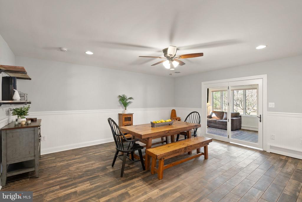 40886 LEWIS COURT