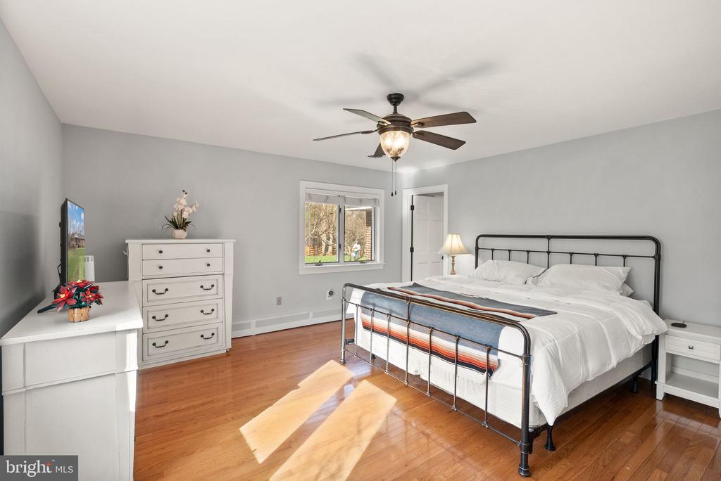 40886 LEWIS COURT