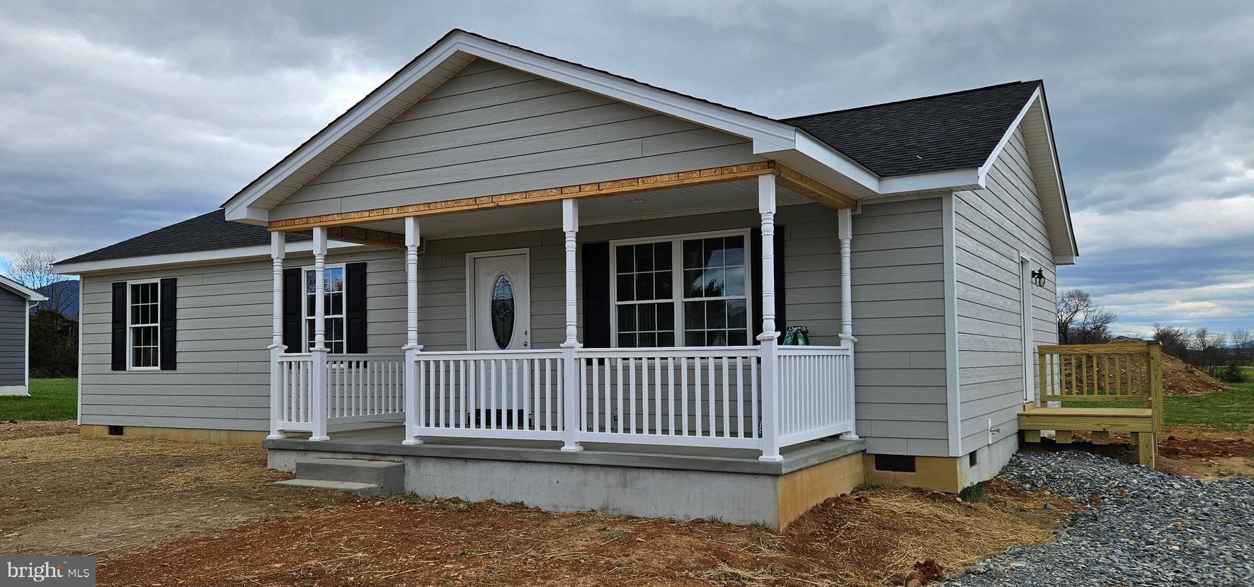 192 RESERVOIR AVENUE