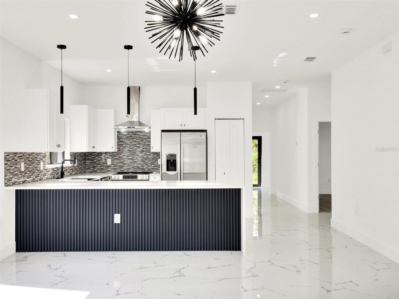 508 ROGER WILLIAMS RD