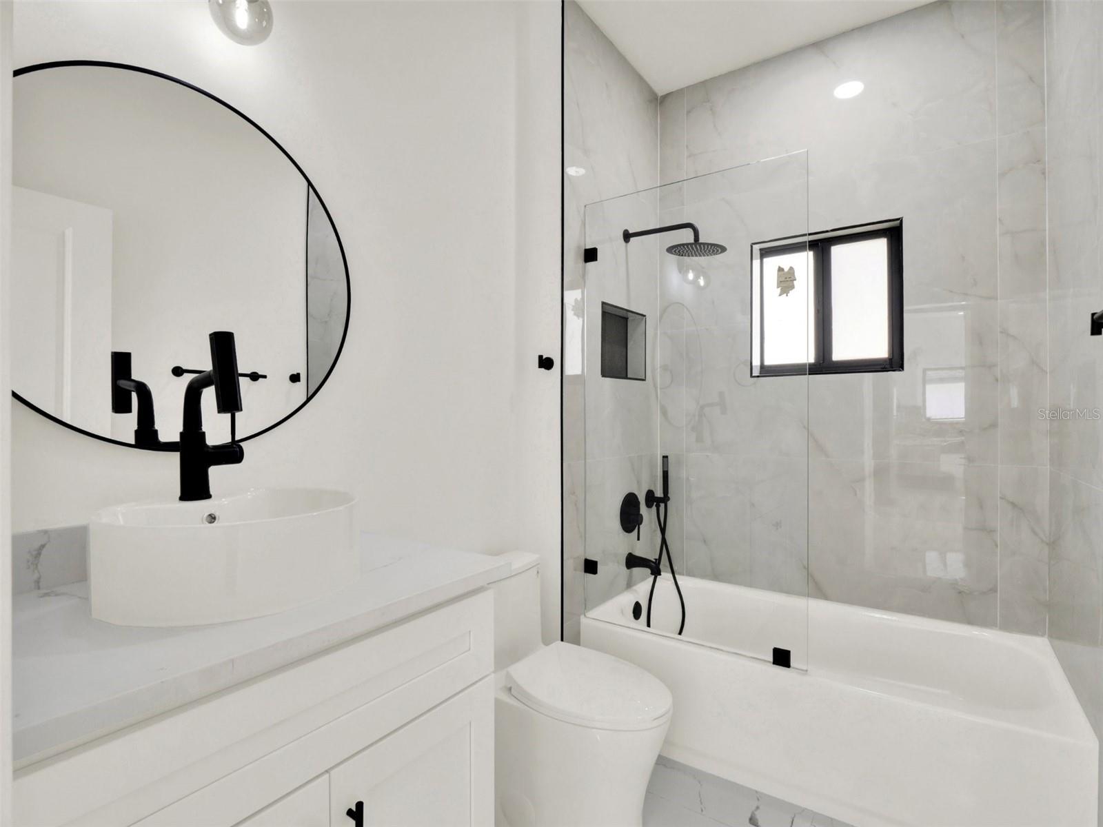 514 ROGER WILLIAMS RD