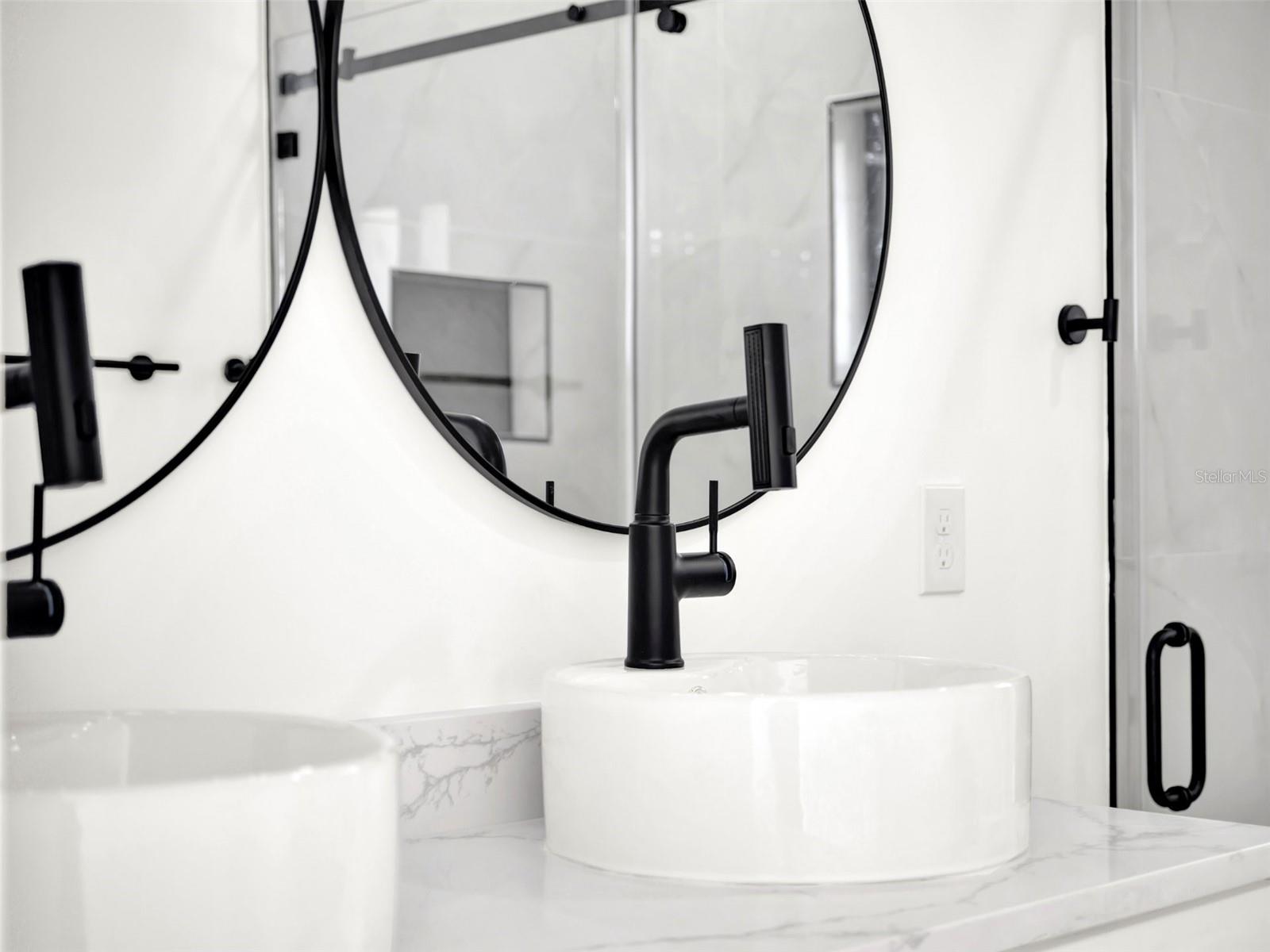 514 ROGER WILLIAMS RD