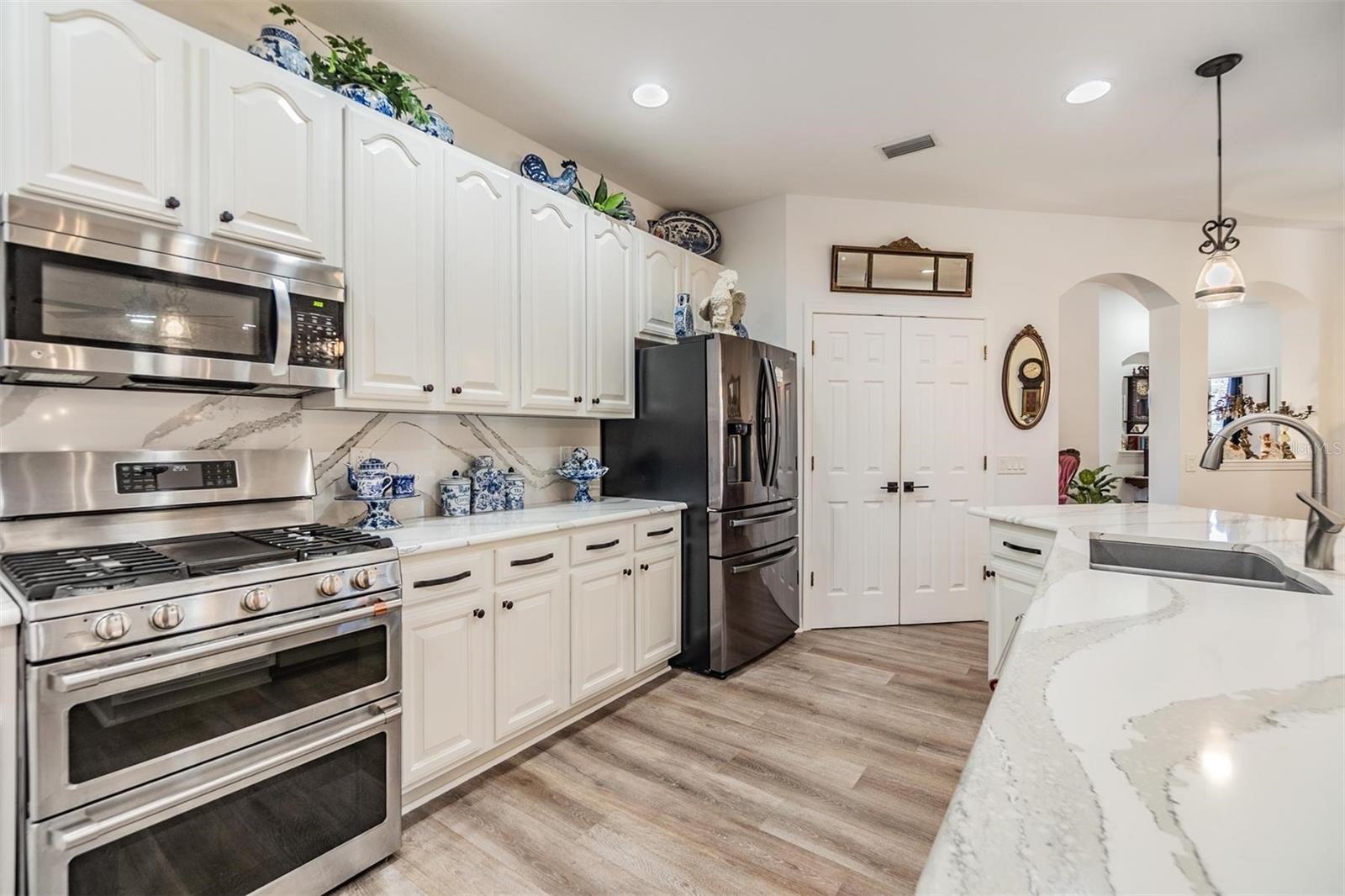 8721 CRYSTAL CREEK CT
