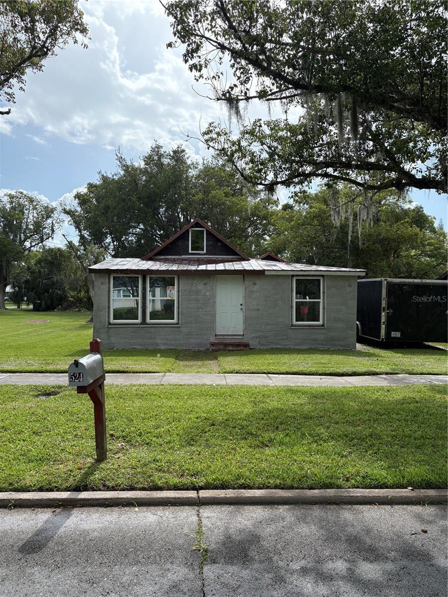 524 FLORIDA AVE