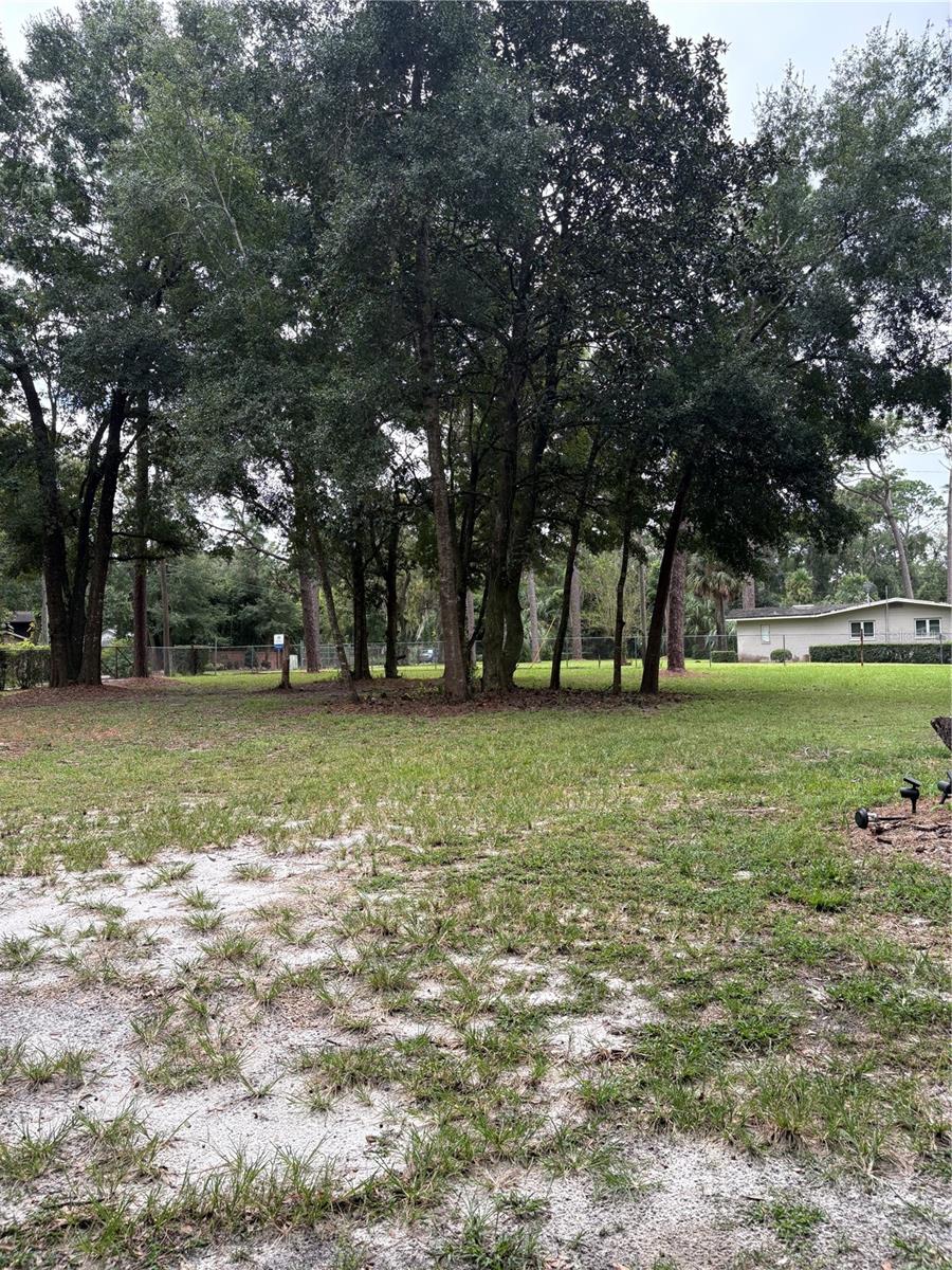 506 N LAKE PLEASANT RD