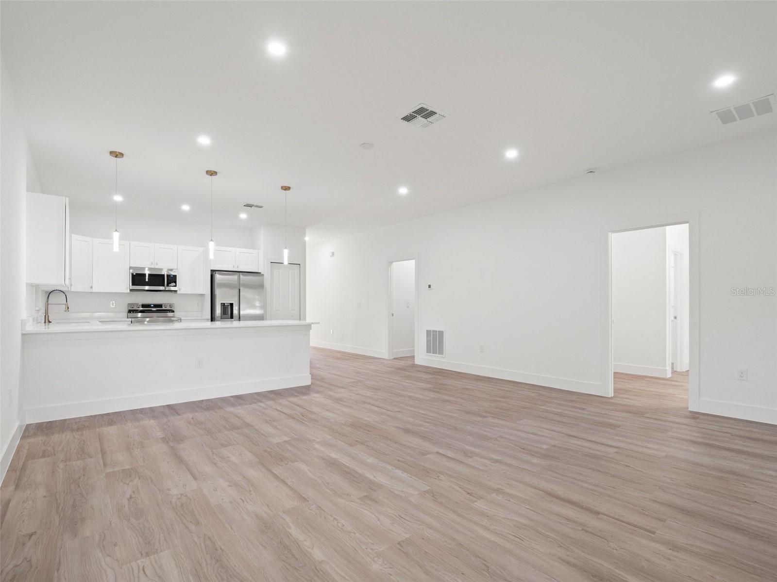 497 OCEAN AVE