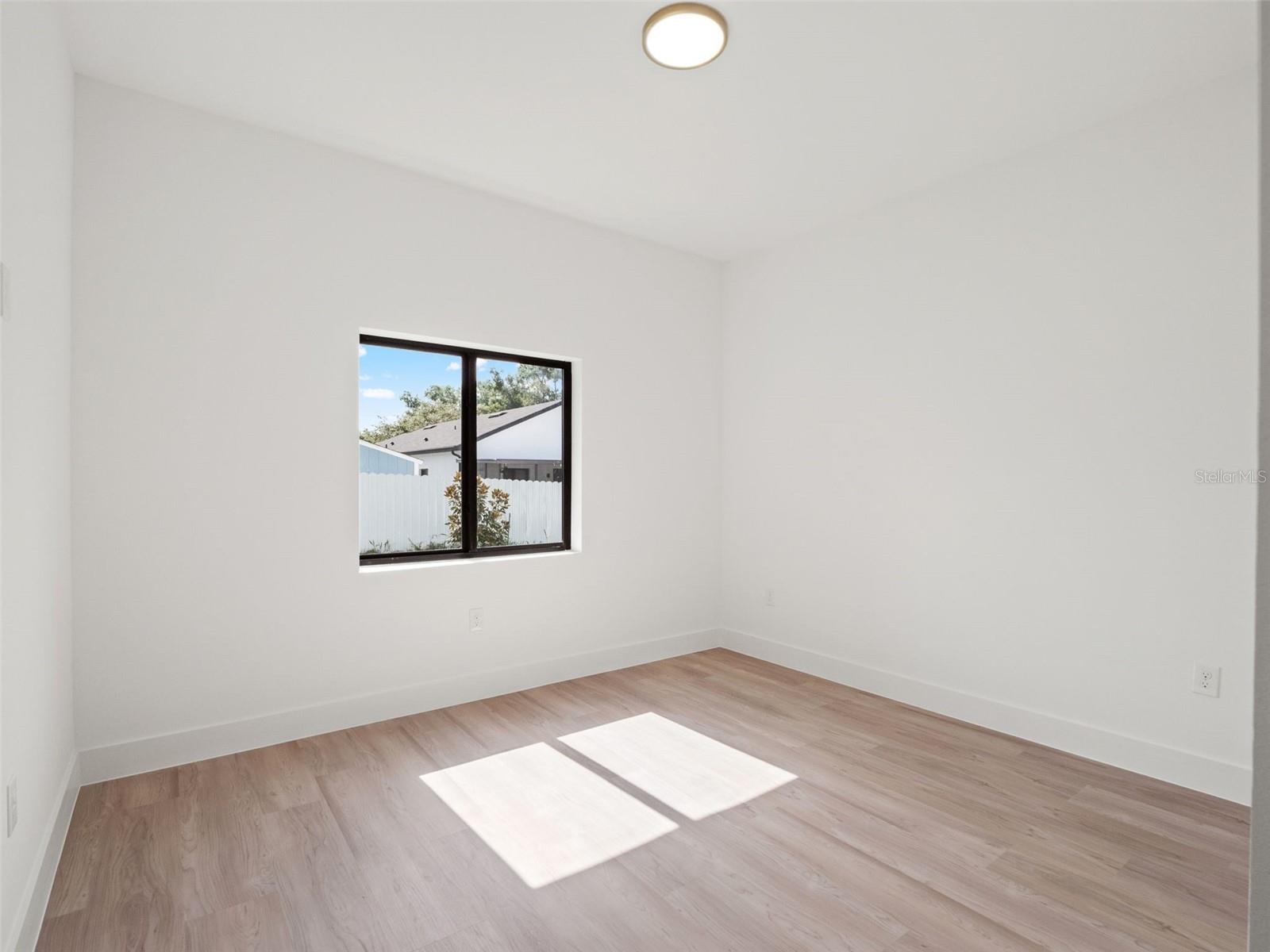 497 OCEAN AVE