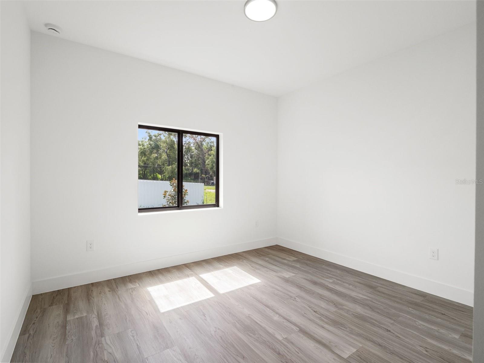 501 OCEAN AVE