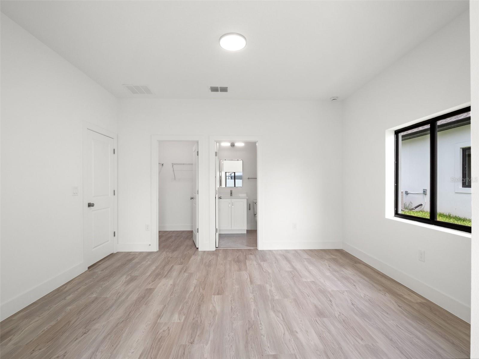 501 OCEAN AVE
