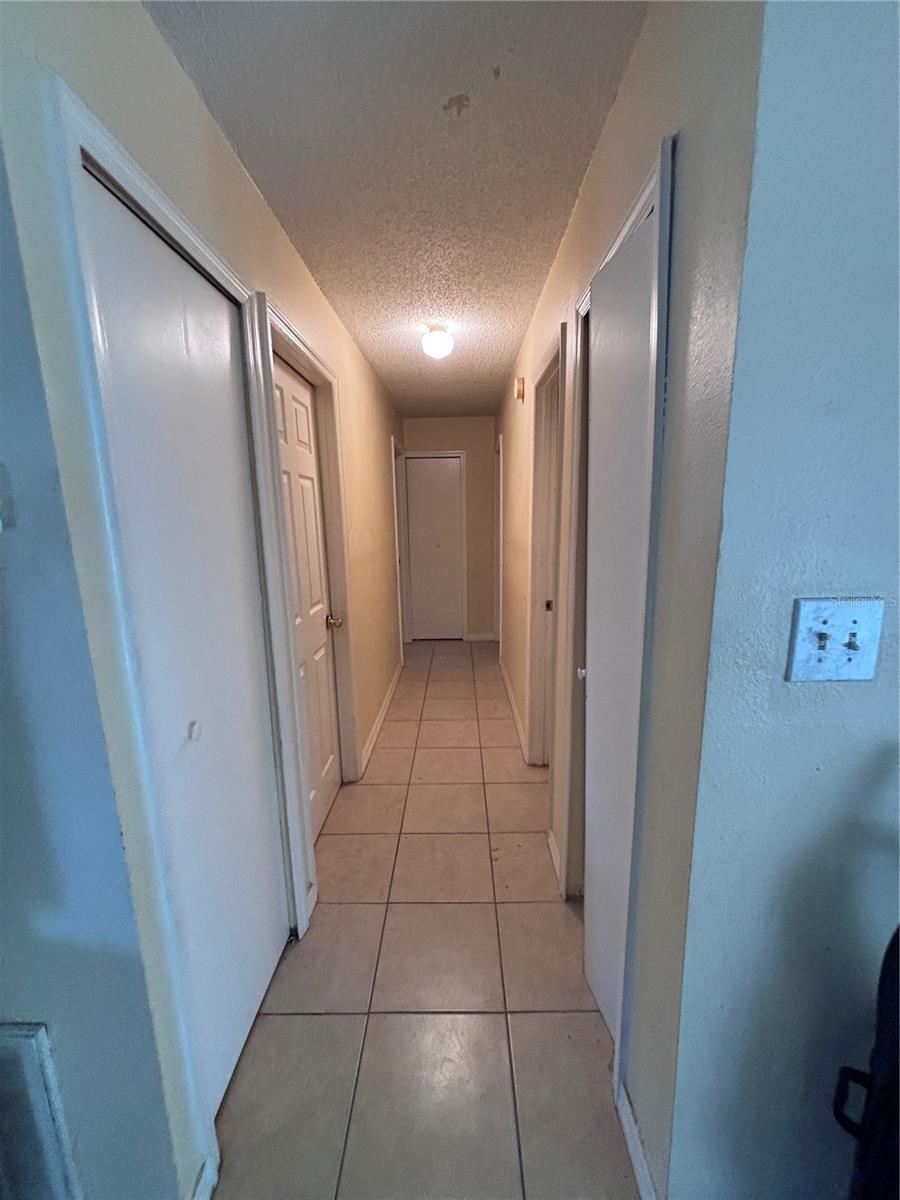 444 LAKE OPAL CT
