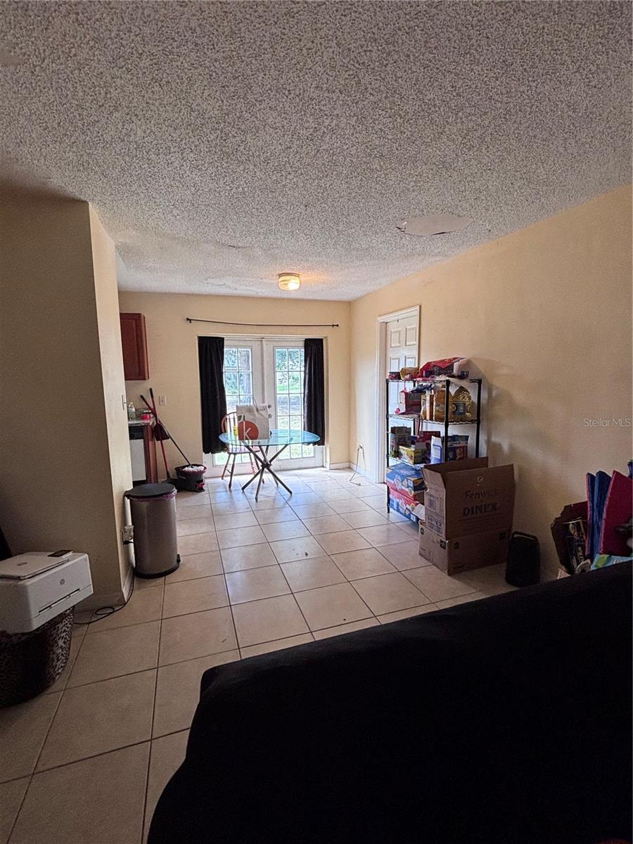 444 LAKE OPAL CT