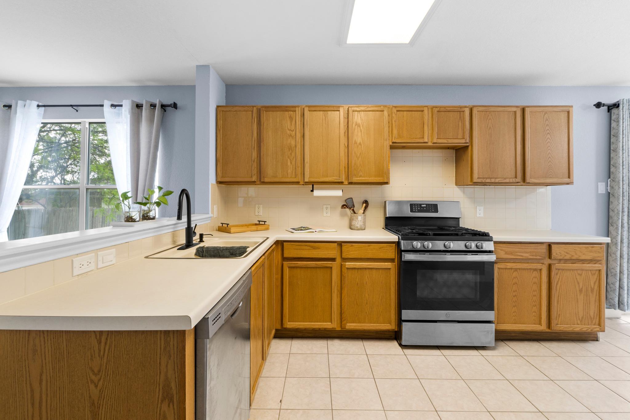 3811 Laurel Ridge DR