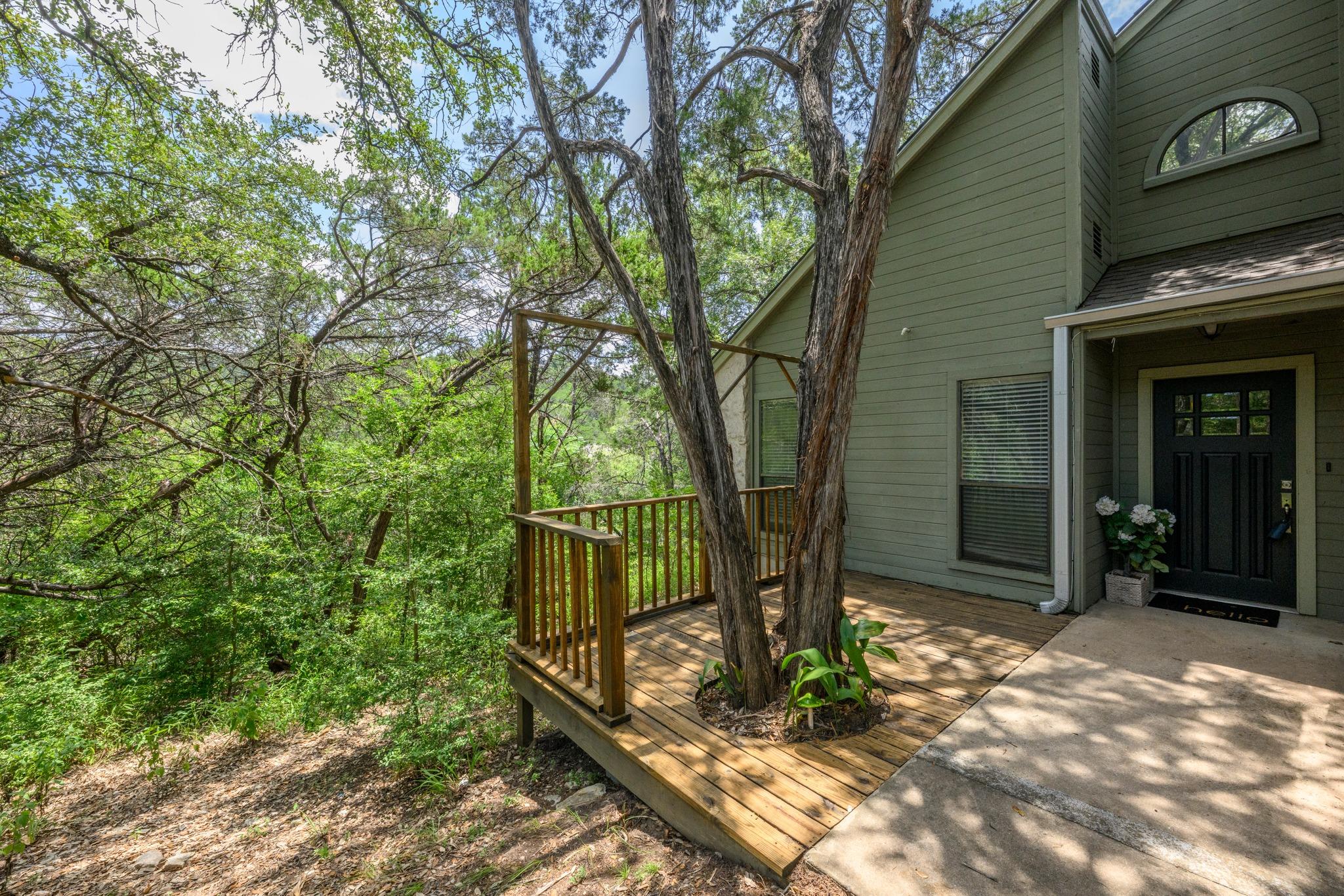 6702 Cat Creek TRL
