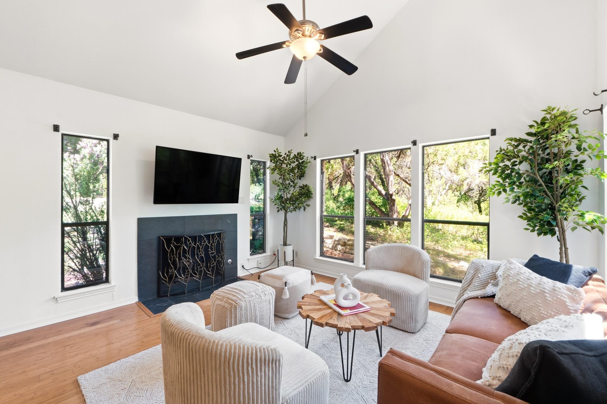 6702 Cat Creek TRL
