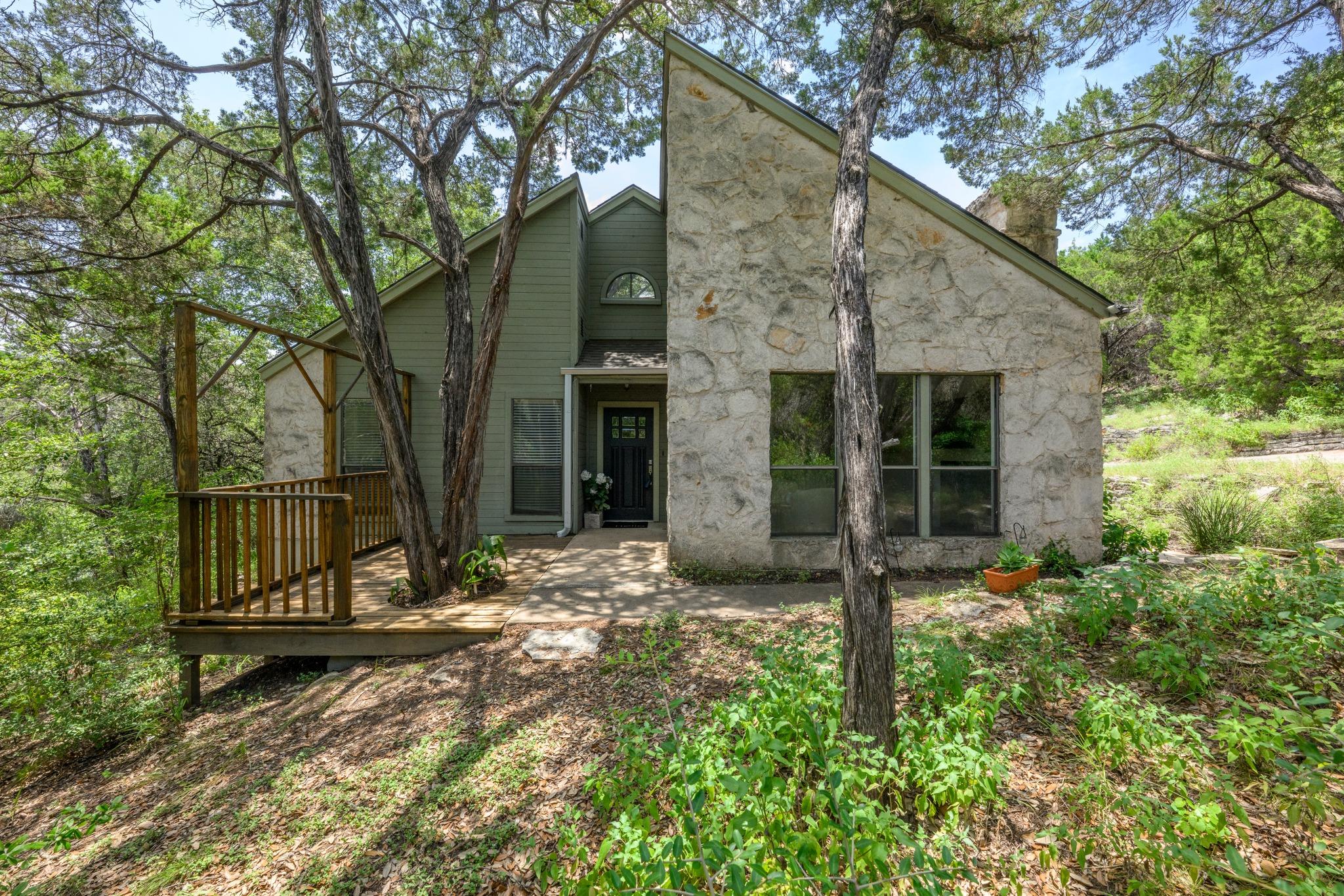 6702 Cat Creek TRL