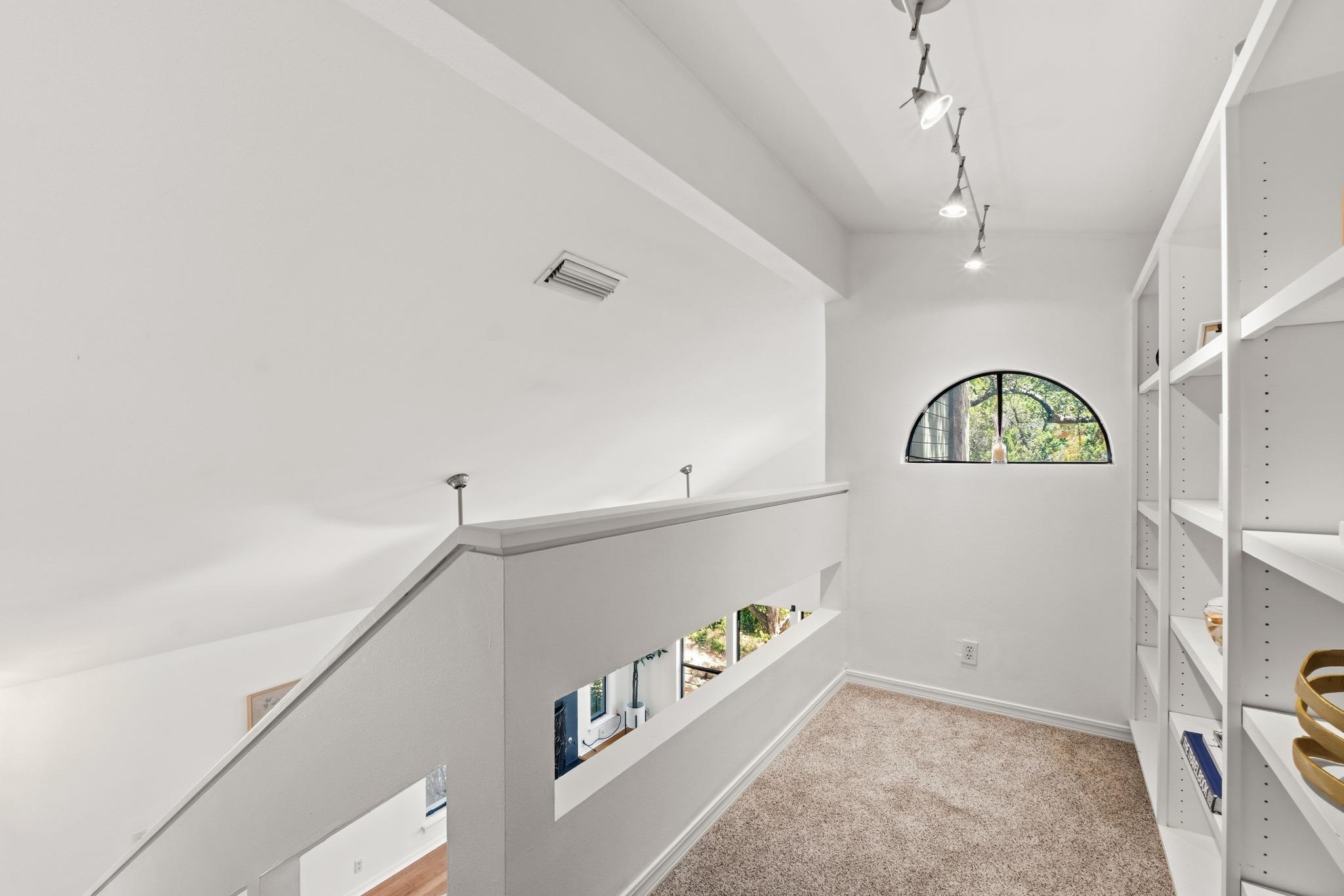 6702 Cat Creek TRL