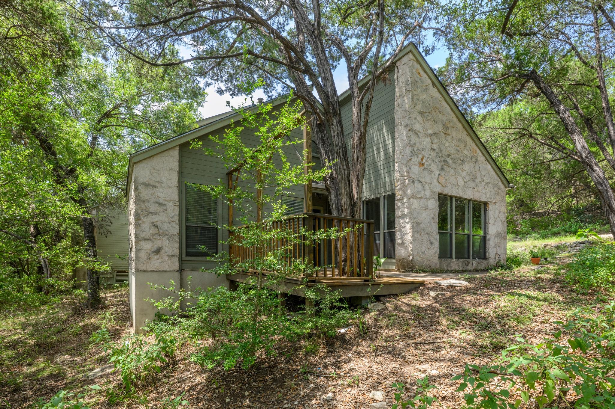 6702 Cat Creek TRL