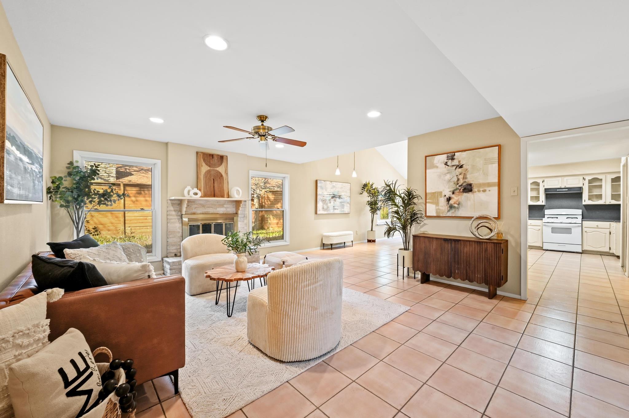 8504 Tallwood DR