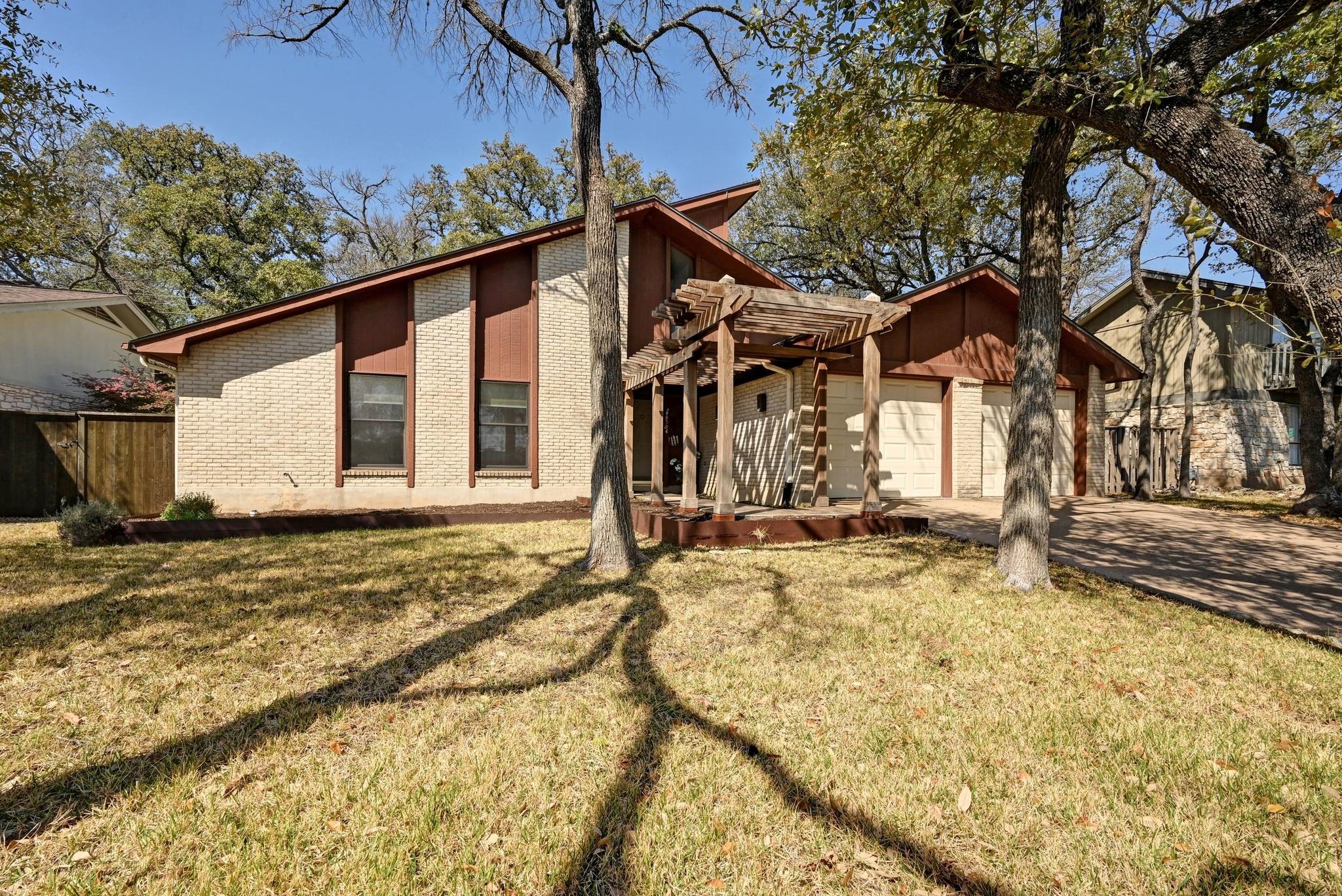 8504 Tallwood DR
