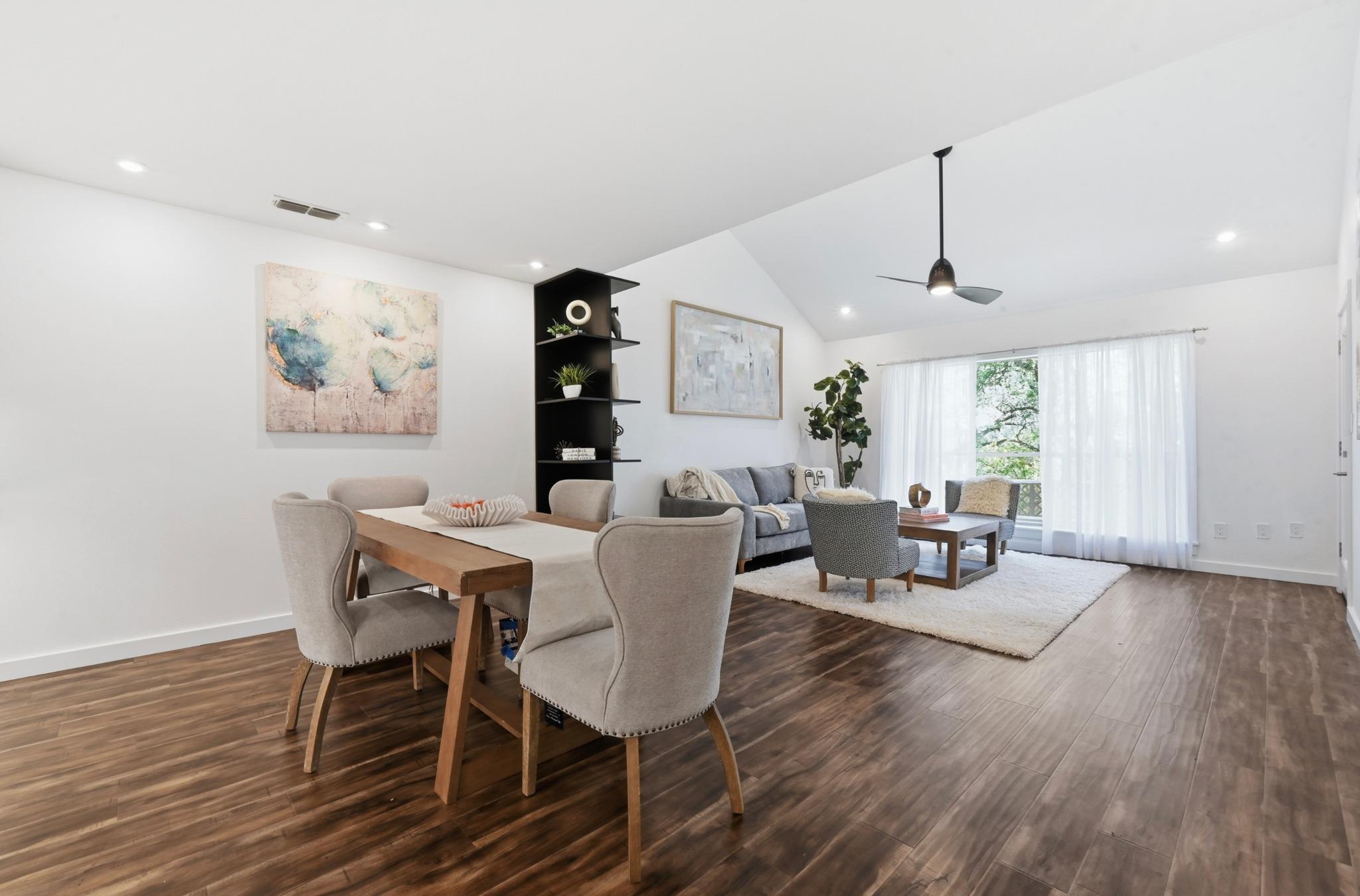 3857 Williamsburg CIR