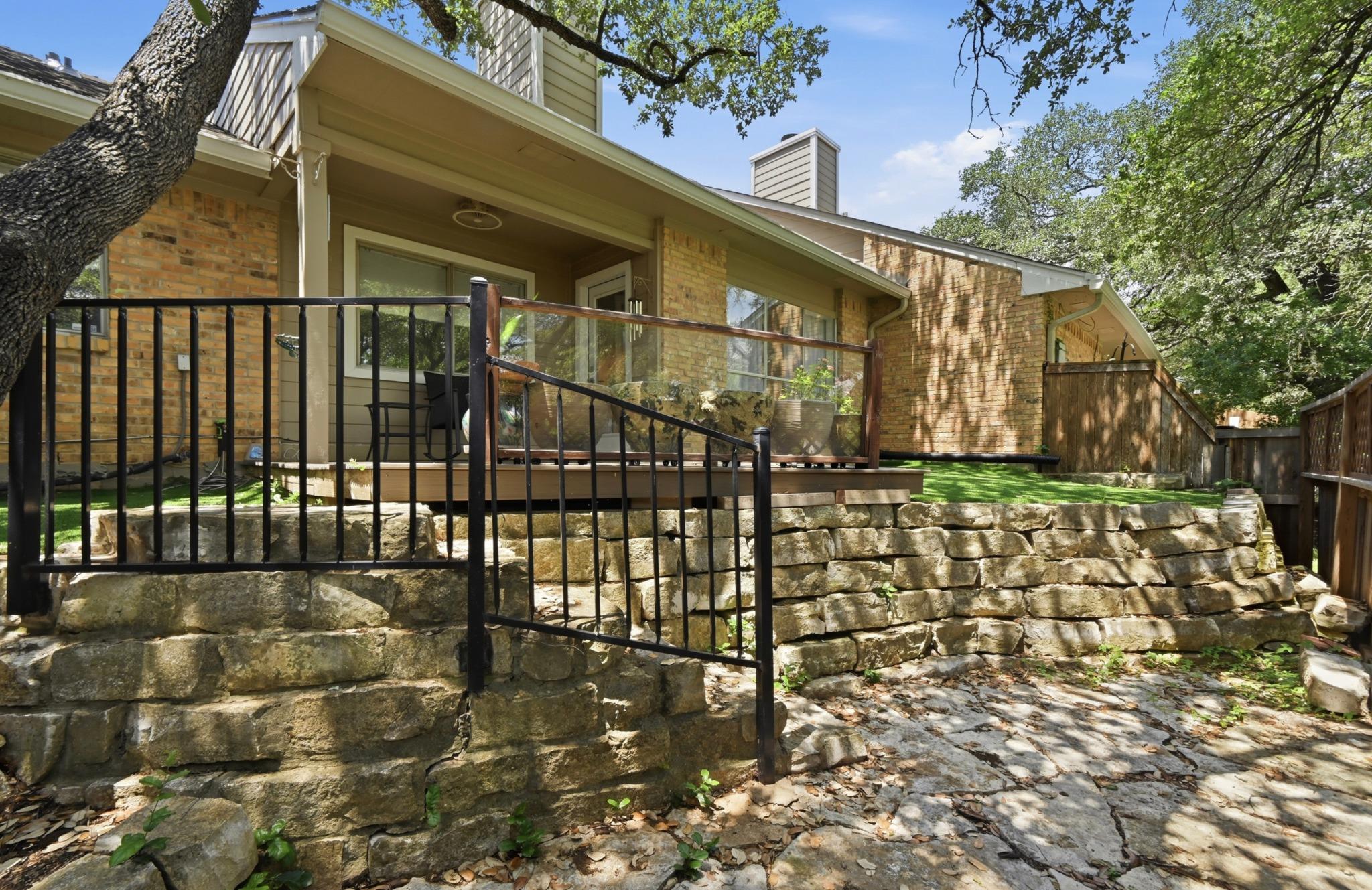 3857 Williamsburg CIR