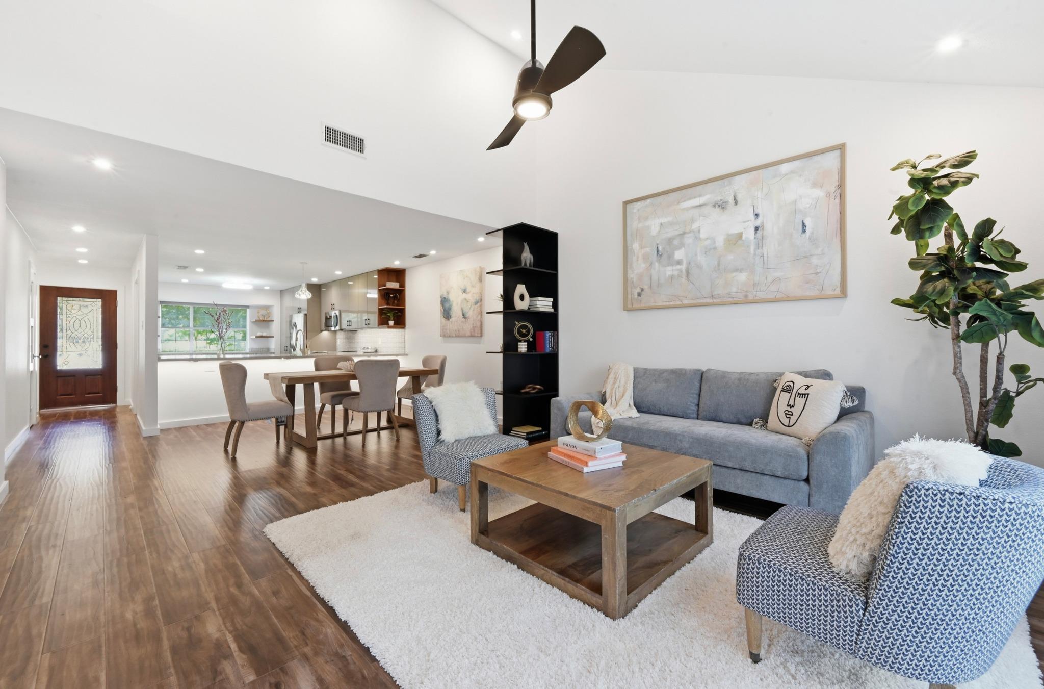 3857 Williamsburg CIR