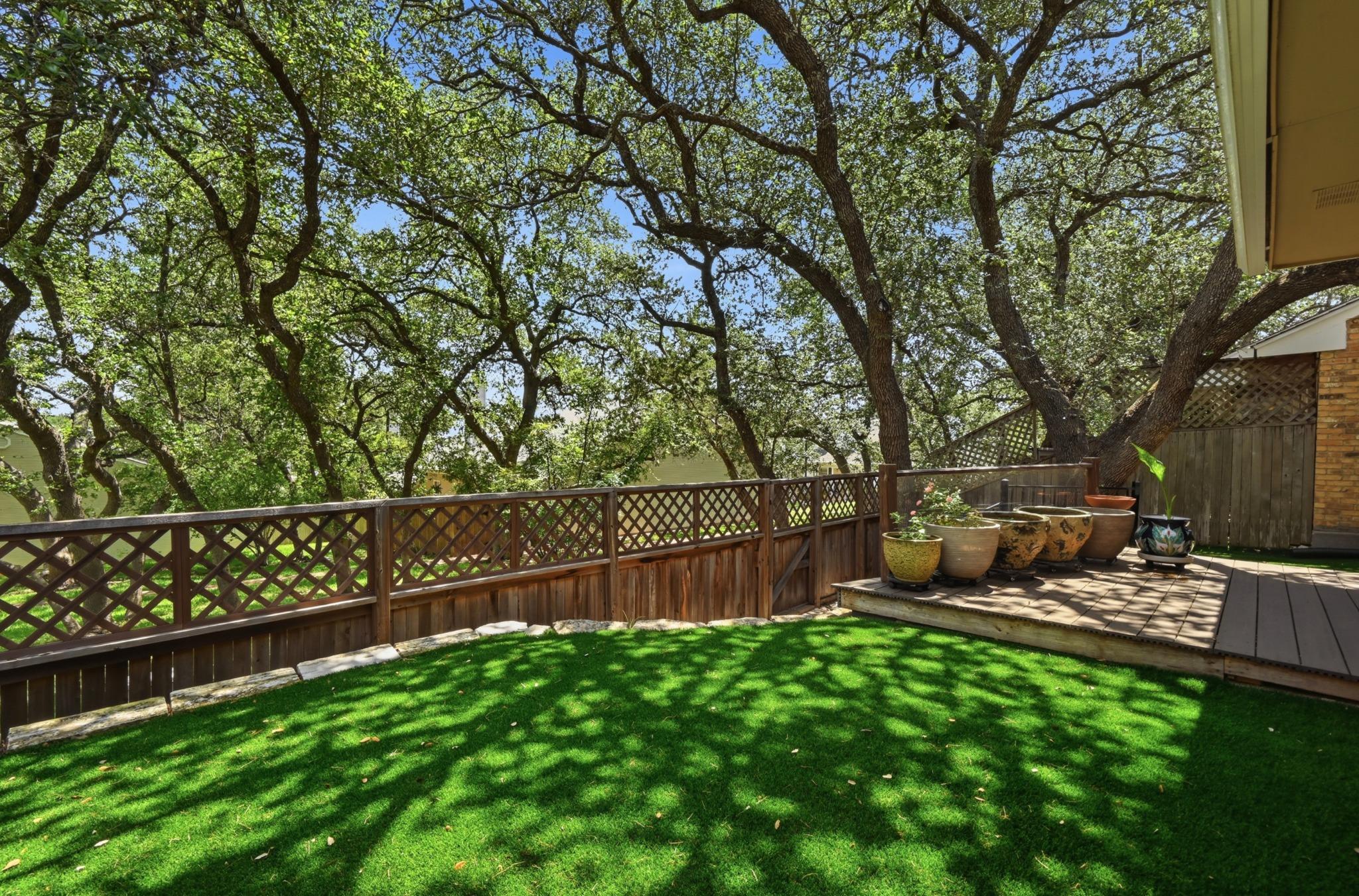 3857 Williamsburg CIR