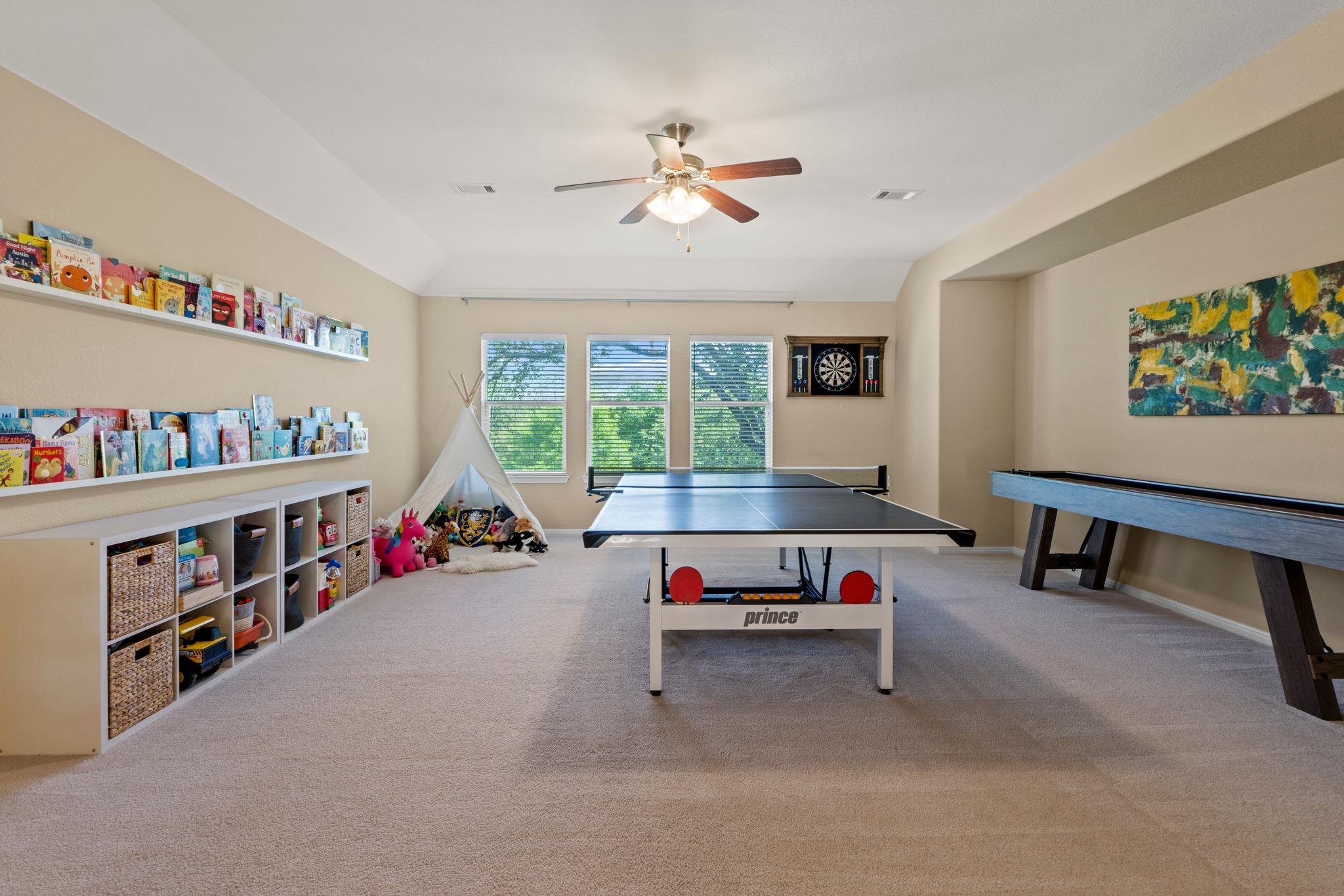 1716 Foxboro LN