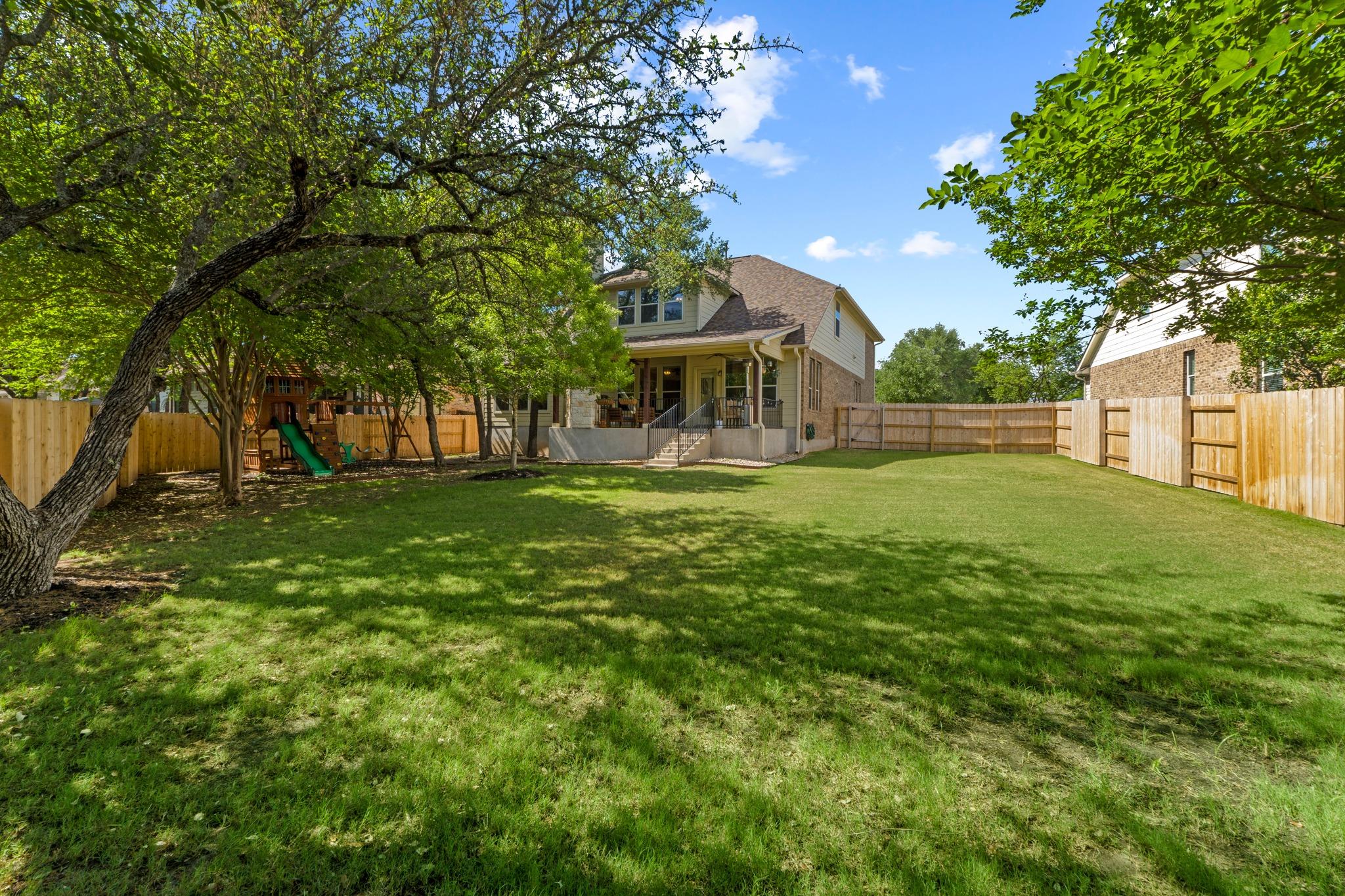 1716 Foxboro LN