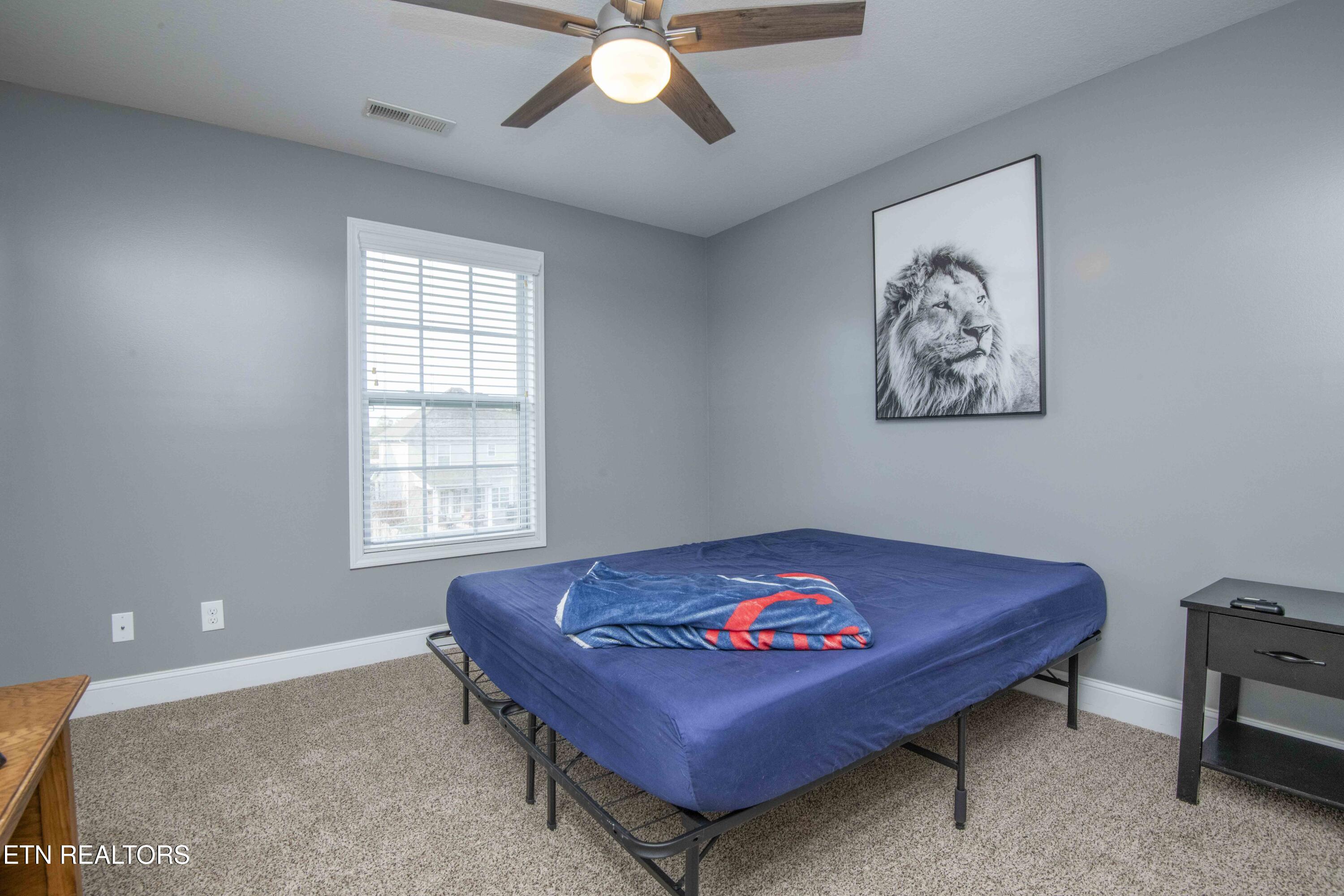 2559 Sparkling Star Lane