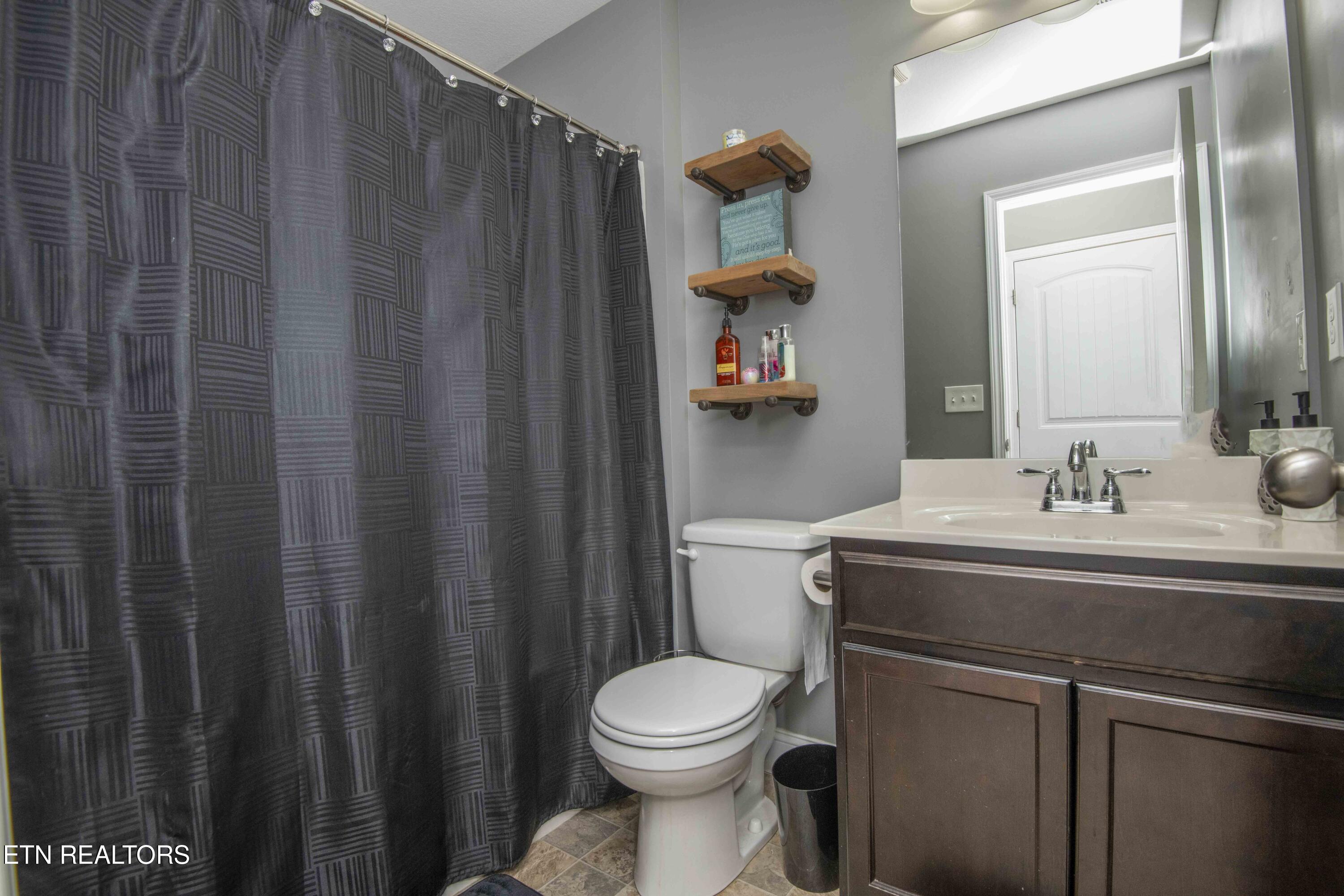 2559 Sparkling Star Lane